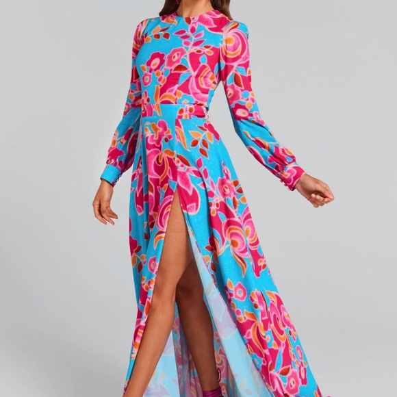 NADINE MERABI - Picture 6 of 11